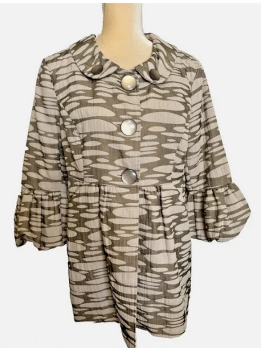 MAC & JAC Babydoll Jacket Size 12 Tan Shimmer Camo